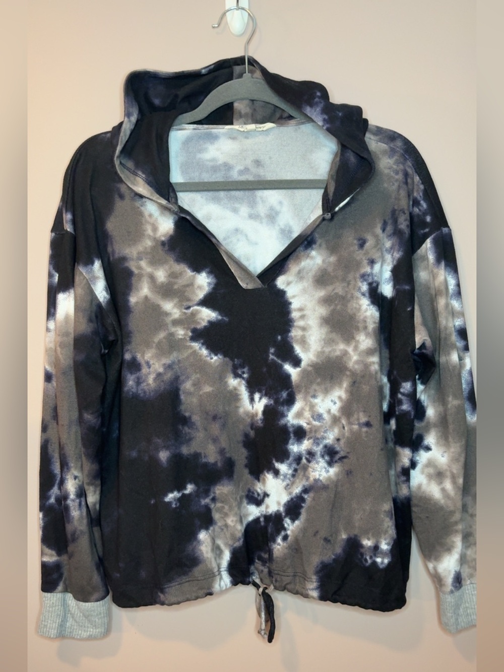 78&Sunny Tie-Dye Hoodie Pullover Shirt- Black & Gray